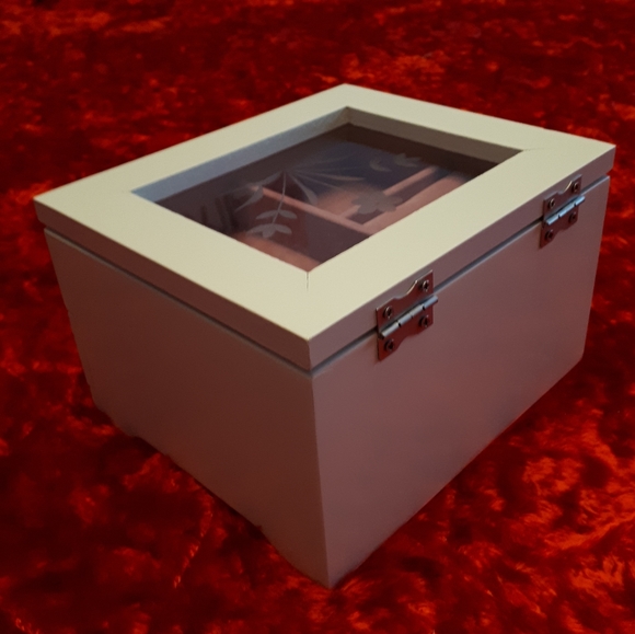 NEW White Jewellery Box - Picture 5 of 8